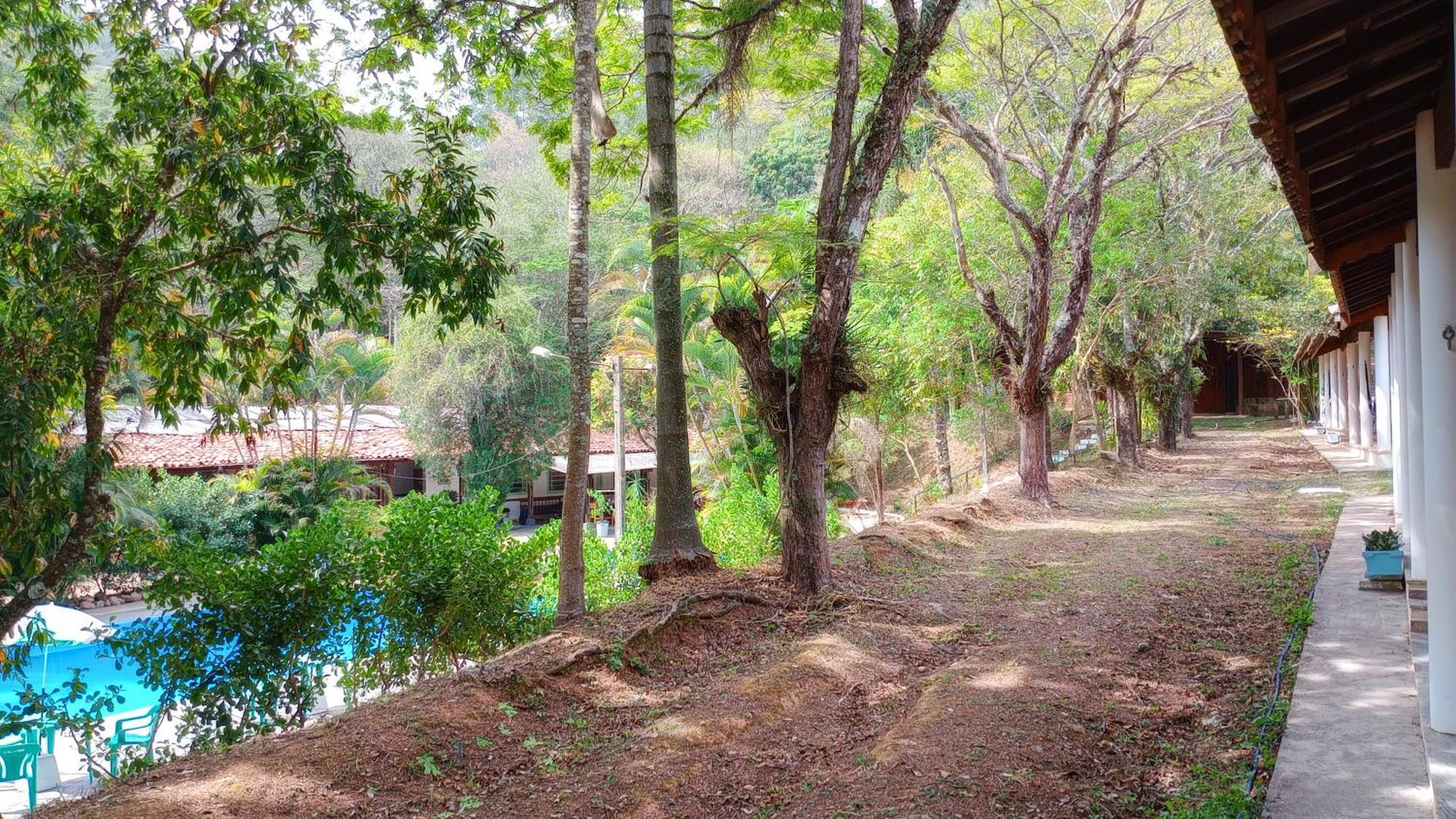 Отель Colinas De Кабреува Экстерьер фото